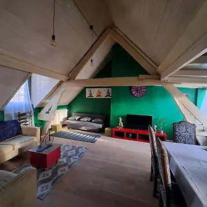  Appartement The Green Retromodern Duplex